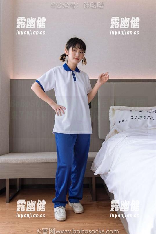 BoBoSocks袜啵啵 - 小甜豆又给我们带来了新花样：厚紫丝美图闪亮登场，赶紧更新吧！
