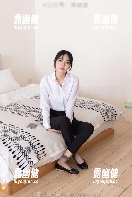 BoBoSocks袜啵啵 - 安静的无圣光之下，砂糖的皮鞋呼唤你的注意力！