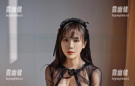 Dami(퀸다미)的连体衣传说：原图开始了一场求生，而写真则带我们去旅行！