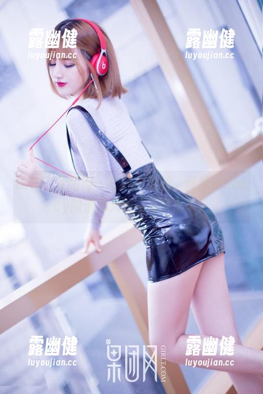 GIRLT果团网 - 校园新更新，何梦兮Stacy的魅力又要超越课堂了！