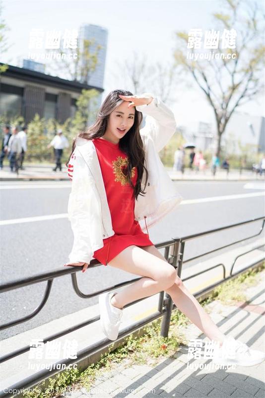 MiStar魅妍社-王婉悠 MiStar魅妍社 - 整个图库都被王婉悠的网袜点亮了,这爱情的温度……