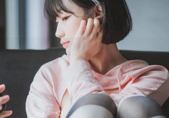 Mimmi(밈미)的作品引发了我内心的“夏日狂欢”，虽然我实际上在办公室奋斗…