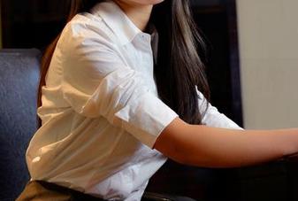 PANS写真 – 要是李沫的天台私拍再多点，当个全职博主指日可待。