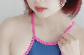 Tomiko(とみこ)的最新私服自撮美图，这画风也太有意思了吧！