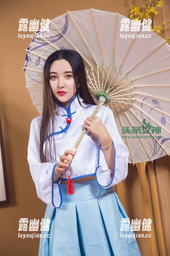 TouTiao头条女神-大蜜蜜 TouTiao头条女神 - 准备好了?大蜜蜜带来的OL美图合集,办公室的新厕所热点!