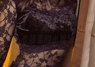 UGirls尤果网 – 一张张美图，周妍希在连衣裙里的小戏法