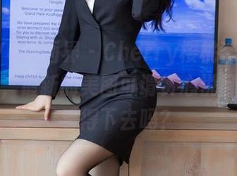 XIAOYU语画界 – Cherry樱桃酱化身旗袍女神，最新的美图可谓赏心悦目——你看得下去吗？