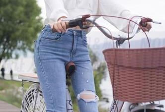 Xiuren秀人网 – 美图&私房，MODEL伊若学妹让人感觉不想放下的那种借口。
