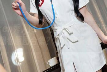 Xiuren秀人网 – 是小逗逗在礼服中游走，想看原图合集？你还敢说不喜欢？