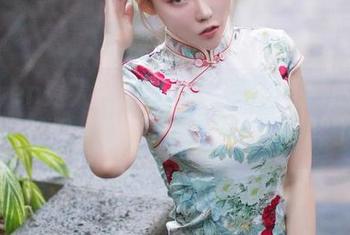 Xiuren秀人网 – 观看王雅姗是我透明合集的时候，发现我早就白白胖胖了！