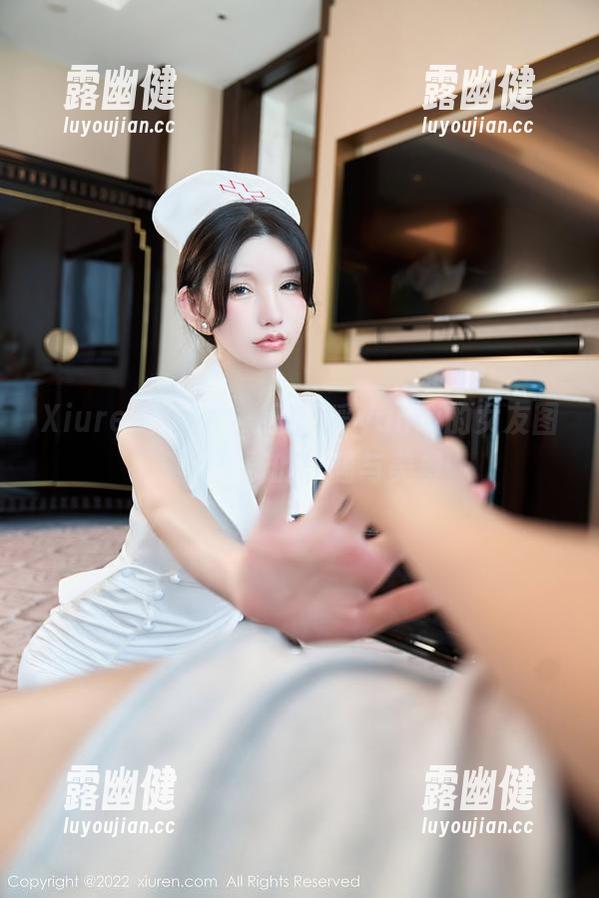 Xiuren秀人网 - 王馨瑶yanni的女友图集，免费的牢骚与美景