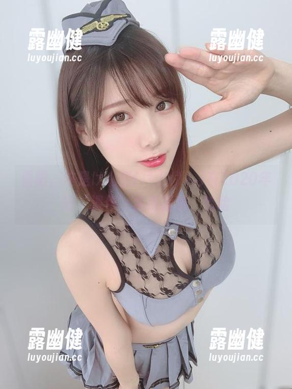 看吧，这是けん研(けんけん)在2020年的‘遗作’合集图包，哈哈