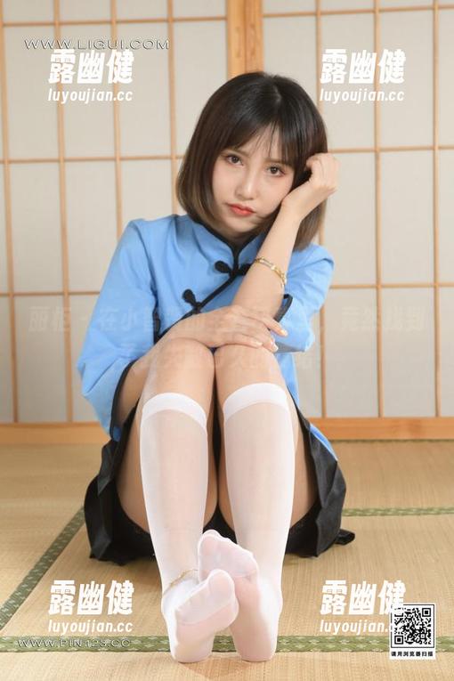 丽柜 - 在小智贤的全套写真里，竟然找到了我失散已久的情结！