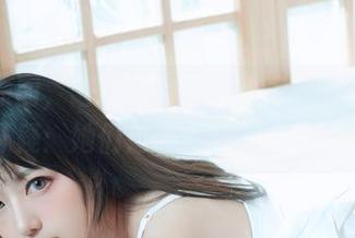 全套原图，喵糖映画的酥胸爆乳让我不断怀疑：她们是怎么穿得进去的？