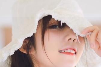 喵糖映画图包上线！忧郁少女的那种气氛，感觉像是无尽的隔阂…