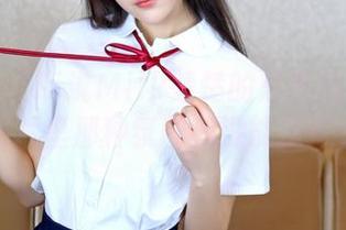 嗲囡囡 – 听说Milk楚楚的黑色私拍很迷，图片里那种氛围我没能抵抗住。