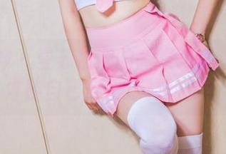 头条女神 – 曼苏拉娜的高跟鞋合集：何时才能自己穿上这样的美？