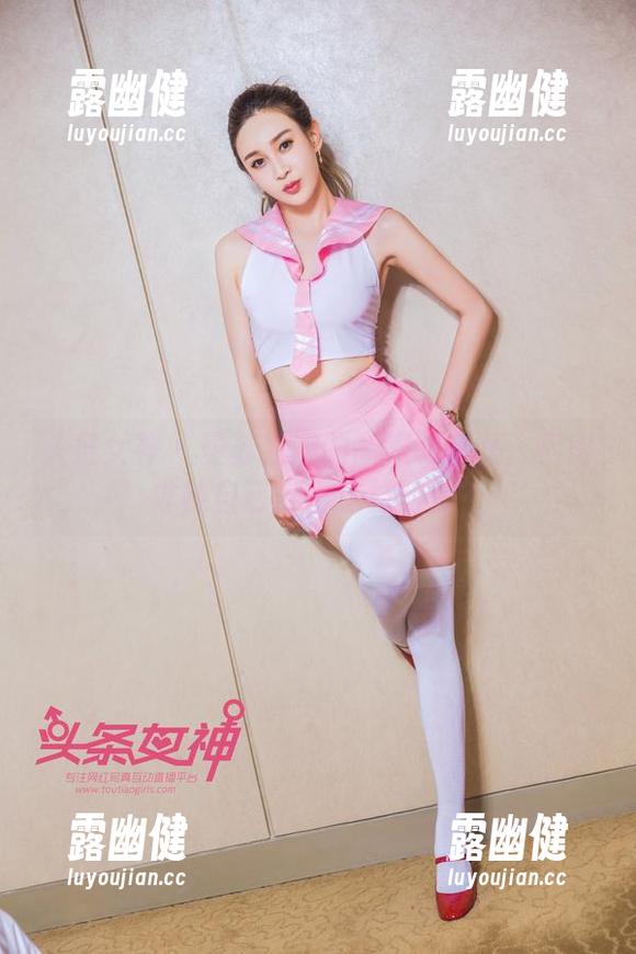 头条女神 - 曼苏拉娜的高跟鞋合集：何时才能自己穿上这样的美？