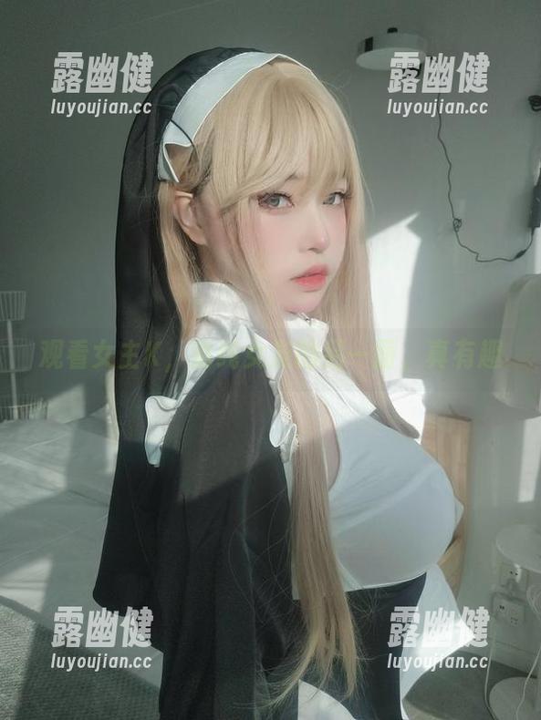 观看女主K，清纯女友的另一面，真有趣