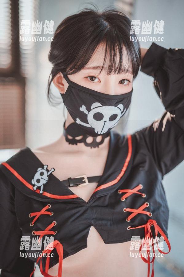 姜仁卿(강인경)的全套ins合集，下载要趁早，打折速度不等人！