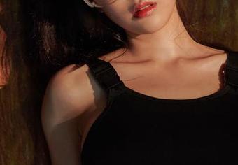 下载姜仁卿(강인경)的内衣全集，内心os：运动不要停，今晚要打包！