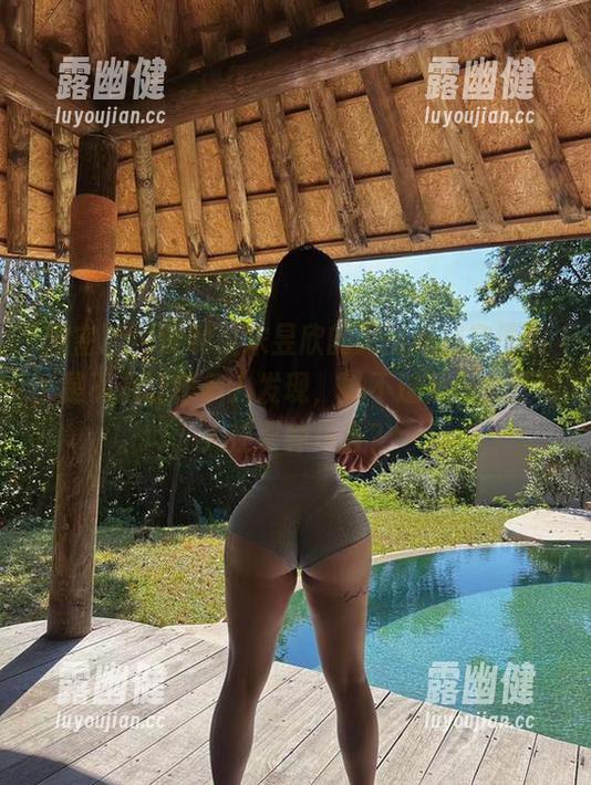 宋昱欣 微密圈 - 诶哟,宋昱欣的无圣光浴室原图,是不是让很多人发现,她不过是一个正常人在那种场合?