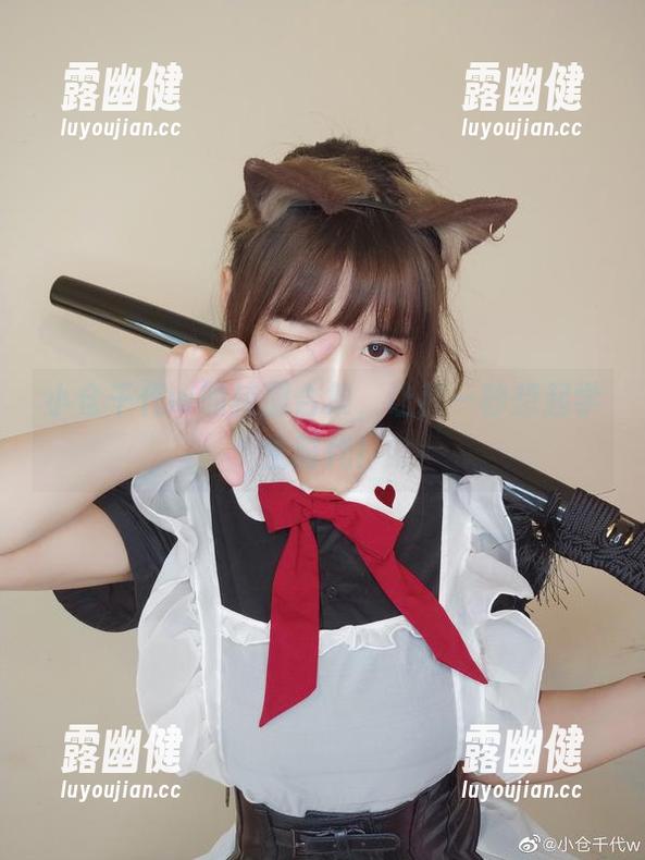 小仓千代w的校服合集，让我一秒想起学生时代！