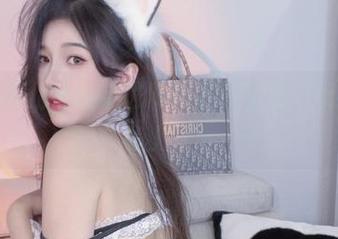 小小奶瓶儿带你走进厨房大胆尝试，厨娘新作品上线！