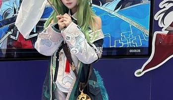 兔女郎的无圣光之旅：嶋葵换个角度看世界
