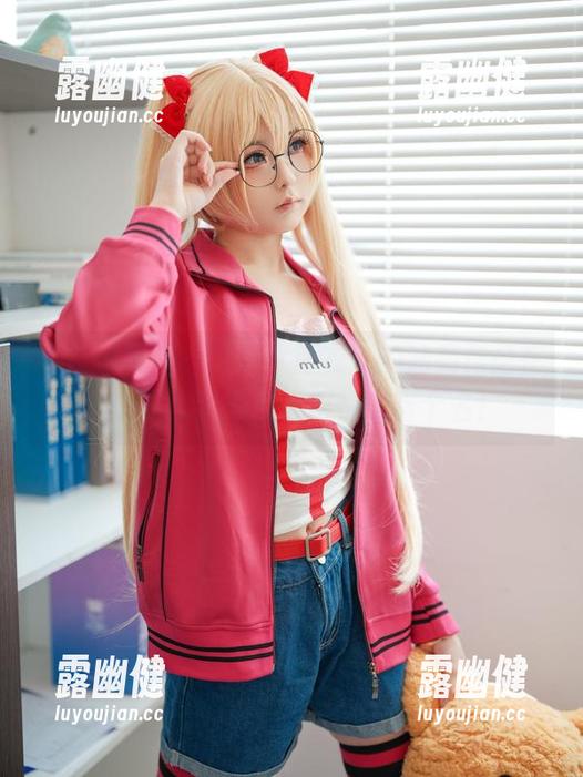 你听说了吗？“幼水铃衣”的油亮作品在网盘里抢手得很，得快去留个名！