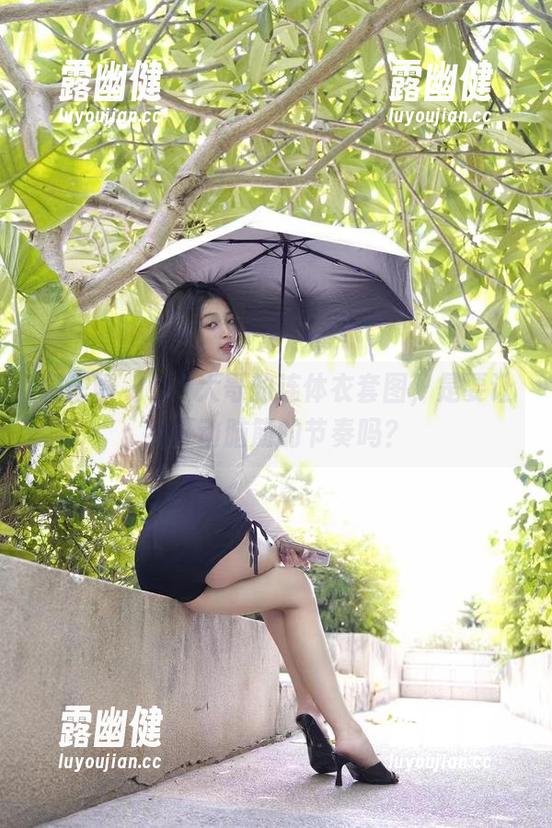 微密圈 - 徐珺大哥的连体衣套图，是要让我开动脑筋的节奏吗？