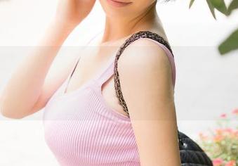 推女神 – 最新发现！梓萱Crystal在小溪旁的俏皮时刻大集合