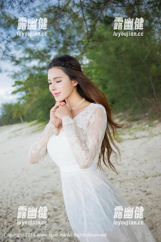 推女神 - 顾欣怡的体操服写真集，看看她那些“运动”间隙的慵懒。