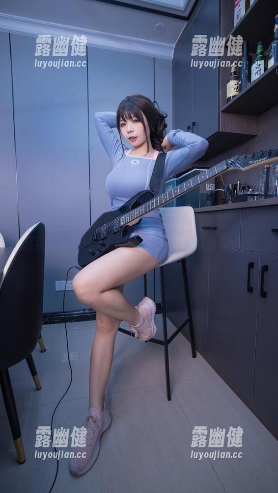 无颜小天使wy 黑猫冒险记:无颜小天使wy的原图合集