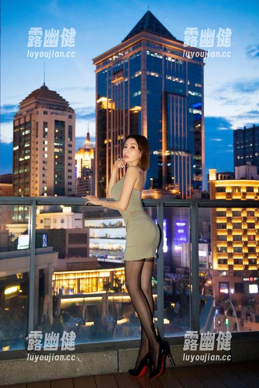 微密圈 - 免费图集暴露旅行的真实，果儿Victoria，行云流水不在乎