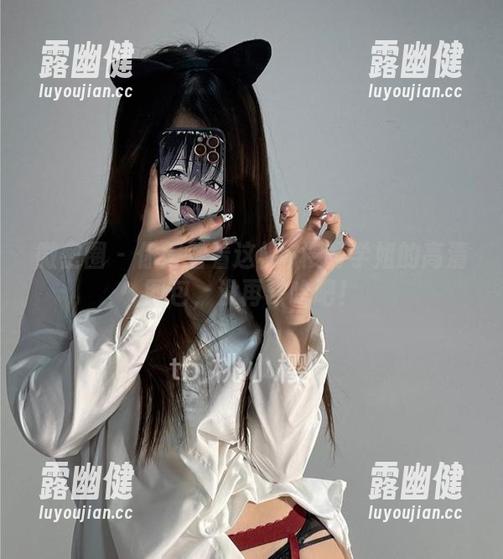 微密圈 - 你得看看这桃沢樱呀学姐的高清图包，没再缺啥吧！