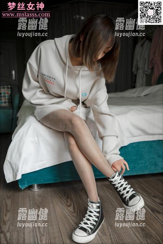 梦丝女神-璇璇 梦丝女神 - 璇璇合集:9分颜值配5分段子的壁纸,反正也不会太认真嘛!
