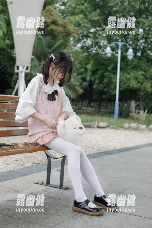 森萝财团 - 小奶糕Milky教室特辑，新写真集更新，快来一探究竟