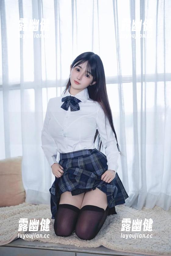 樱井宁宁 樱井宁宁的私房图集离不开那个病态女友的标签,没想到人设都有点叫人心惊!