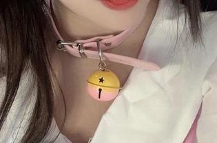 注意！洛可ss分享的制服美图，脑海里开始飘荡奇怪想法。