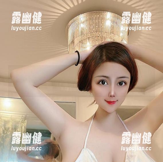 微密圈 - 海豚baby日常私拍：梦游到海底，随便游几个圈就好了！