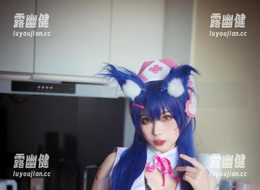 清颜颜子的私拍作品：这圣诞太好玩了，我快忍不住了！