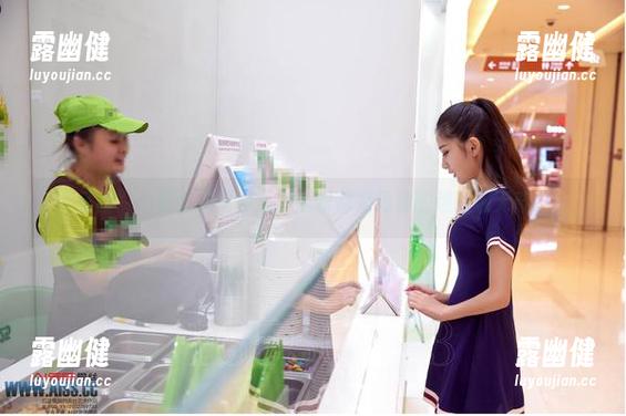 爱丝 - 小茹女孩写真集，满眼都是青春的迷离和无奇。