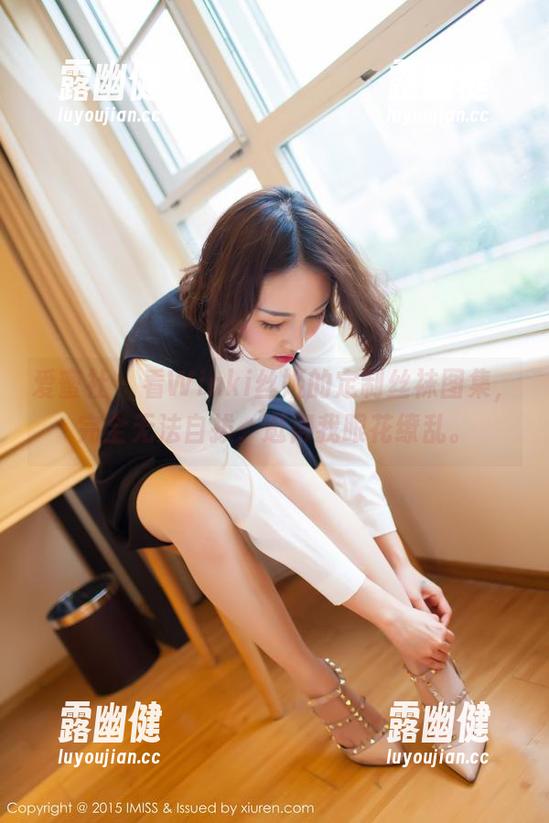 爱蜜社 - 看Winki丝姬的定制丝袜图集，完全无法自拔，逛得我眼花缭乱。