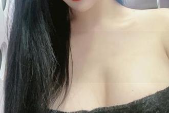 微密圈 – 雾蒙蒙的无圣光中，猪小七与毛衣的碰撞带来一种难以言喻的温和气息。