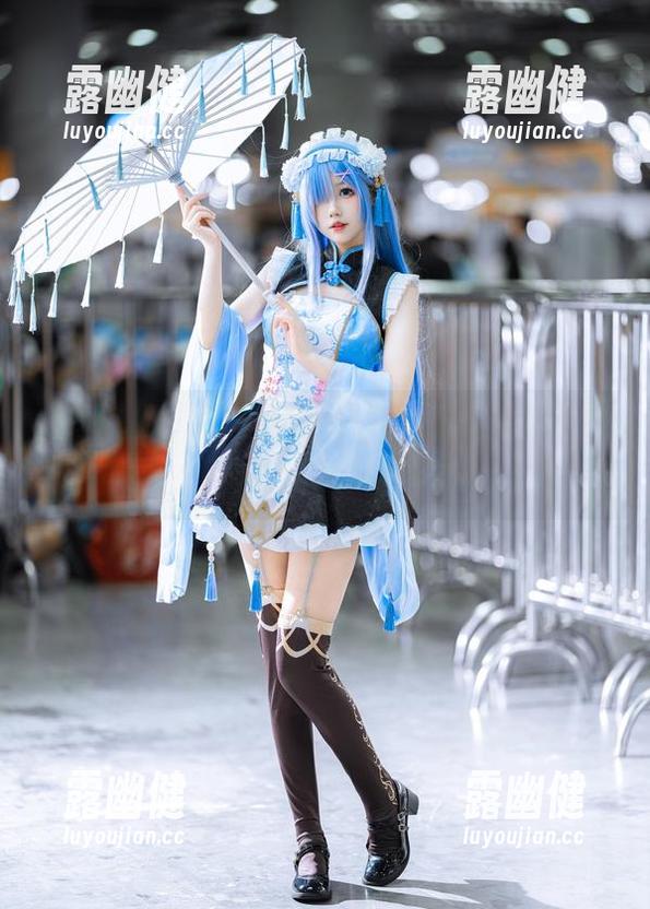 来了来了，猫君君MaoJun最新奶牛妆分享，看见色彩的奇妙
