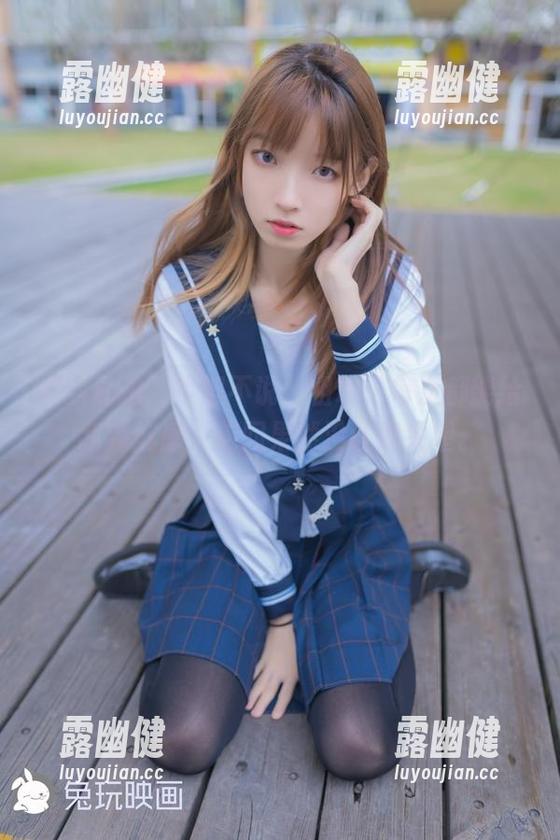 皮衣私拍，不得不说，祖木子每次都能给我新鲜感，这回果然没让我失望。