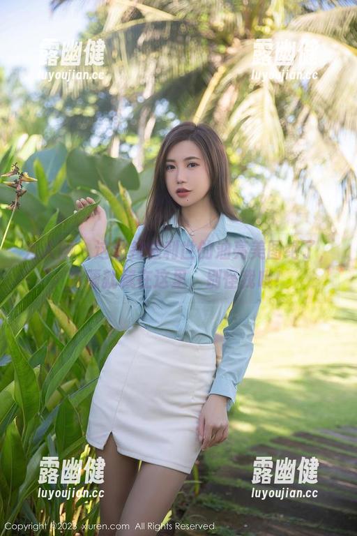 秀人网 - 这波抖娘利世的油亮美图绝了，资源就藏在这里，别怪我哦！