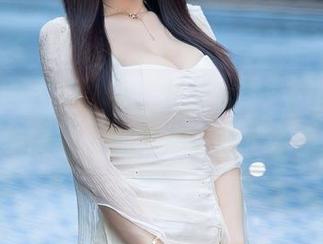 秀人网 – 不想承认，林子欣freya的“御姐”写真下载起来总让我心烦意乱。