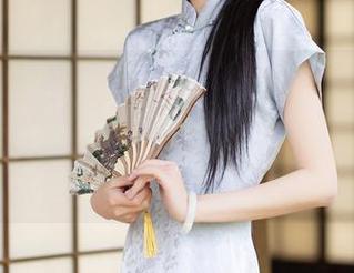 秀人网 – 高清图包里的林星阑，泳衣、神态都很到位，心底的那个小声音在撕心裂肺地吼。